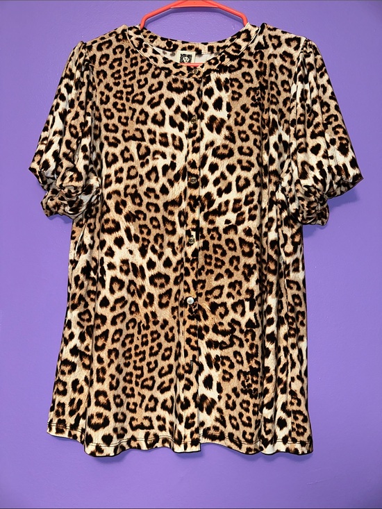 Anne Klein Tops - Anne Klein Leopard Print Button-Front Top in Brown and Black